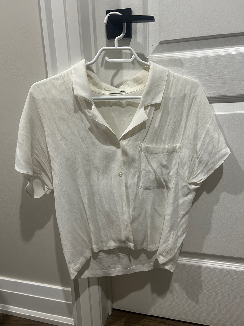 Aritzia Wilfred free White Button-Front Short Sleeve Blouse